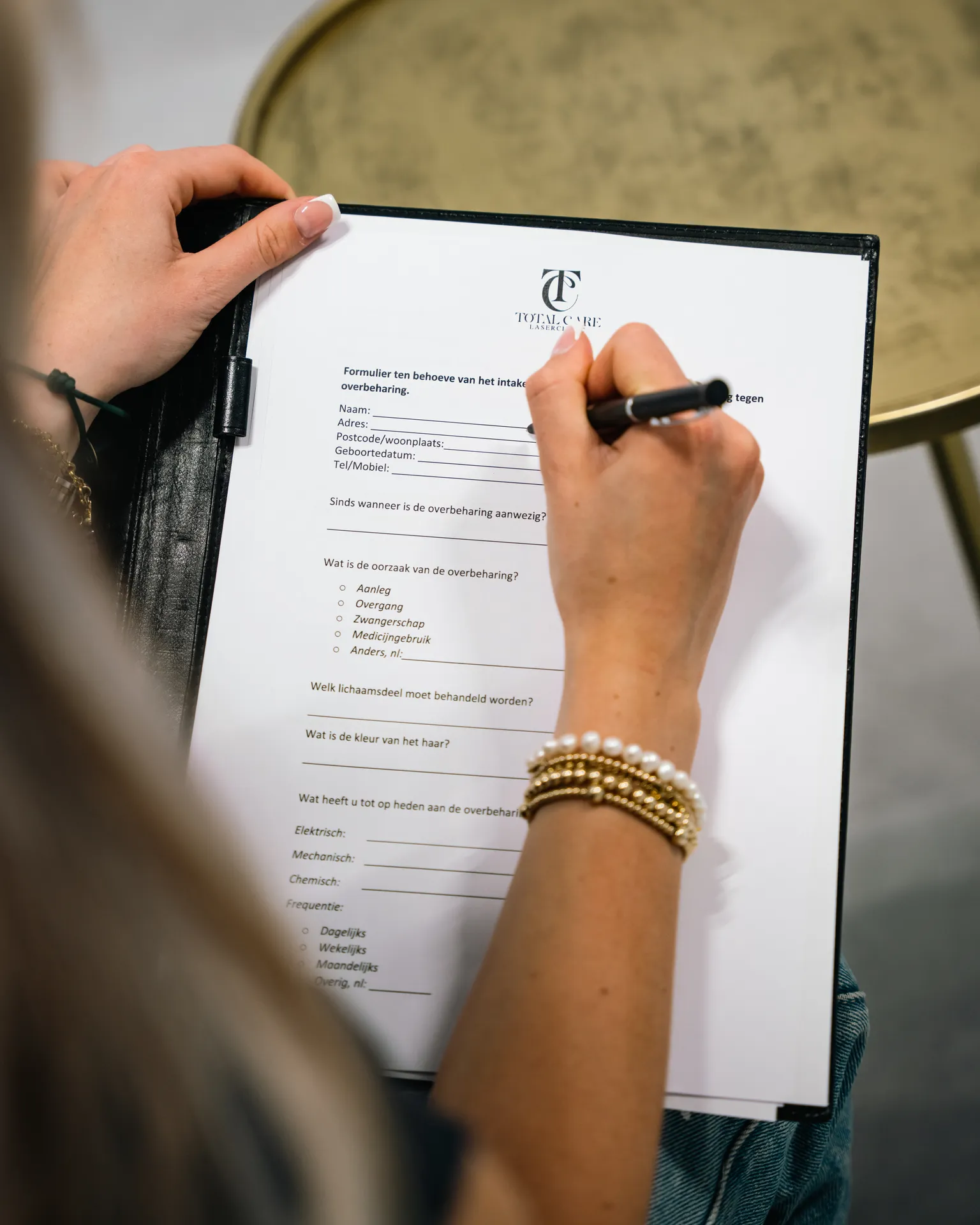 Diode Ice Triplewave apparaat in de behandelkamer van Totalcare Laserclinic Goes